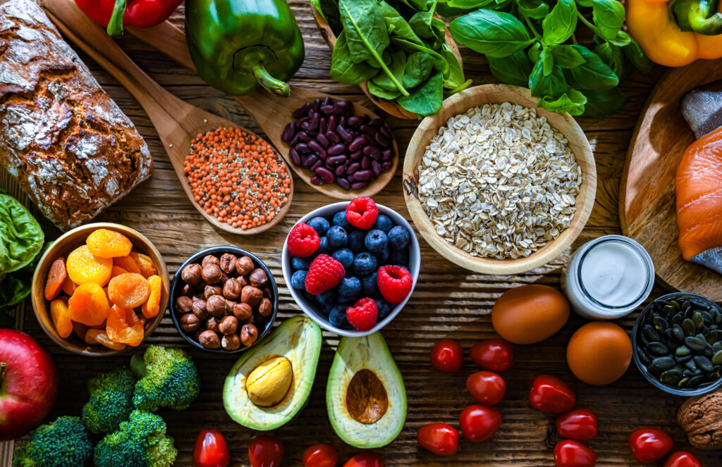 Food products recommended for a healthy diet.